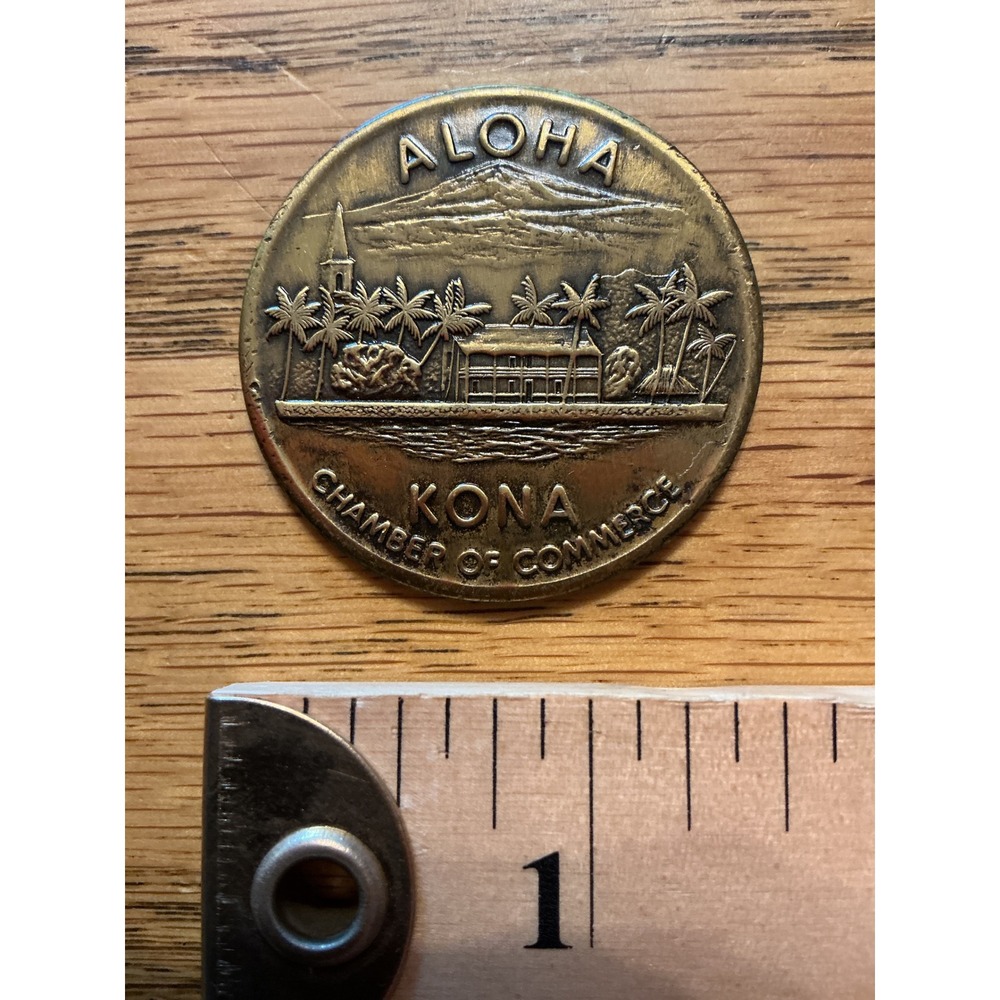 Vintage 1973 Kona Dollar Hawaii Chamber of Commerce Souvenir Token Coin Bronze